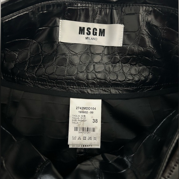 MSGM BLACK CROC EMBOSSED FAUX LEATHER SKIRT - Picture 4 of 4